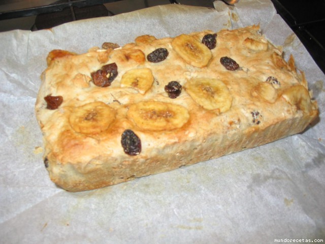 Receta de Pan de muesli y frutas Receta de Pan de muesli y frutas