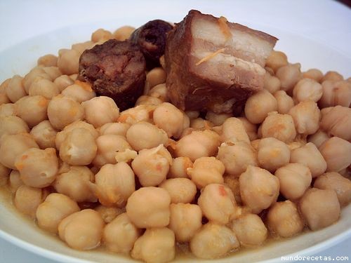 Receta de POTAJE DE GARBANZOS (CHEF 2000) Receta de POTAJE DE GARBANZOS (CHEF 2000)