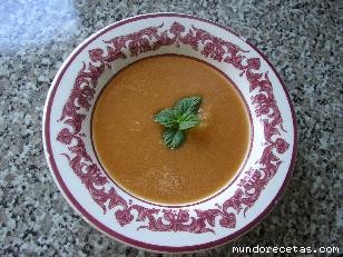 Receta de Gazpacho Muchitas (Thermomix 31) Receta de Gazpacho Muchitas (Thermomix 31)