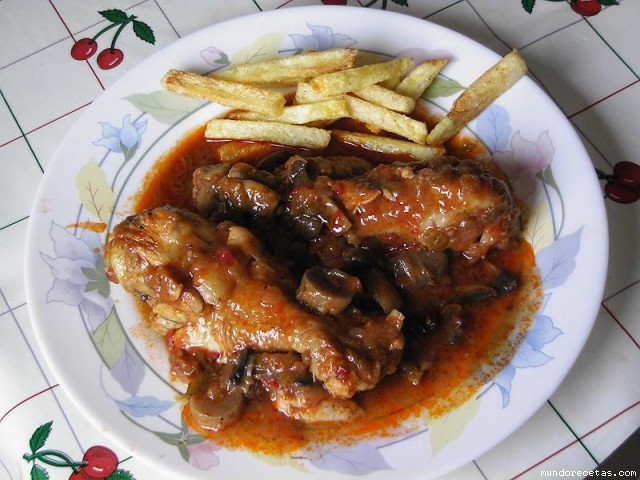 Receta de Pollo al chilindron (Thermomix) Receta de Pollo al chilindron (Thermomix)