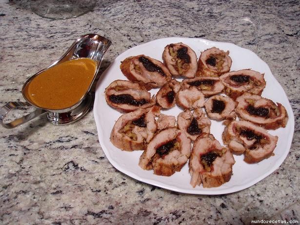 Receta de solomillo relleno de bacon, ciruelas y nueces, Receta de solomillo relleno de bacon, ciruelas y nueces,
