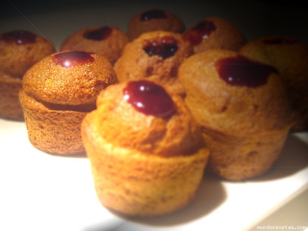 Receta de Muffins de mora(thermomix) Receta de Muffins de mora(thermomix)
