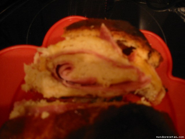 Receta de Rotollo allo formaggio e prosciuto Receta de Rotollo allo formaggio e prosciuto