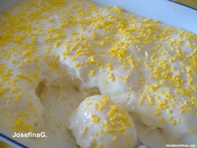 Receta de Huevos rellenos con ajonesa y Bandera Nacional