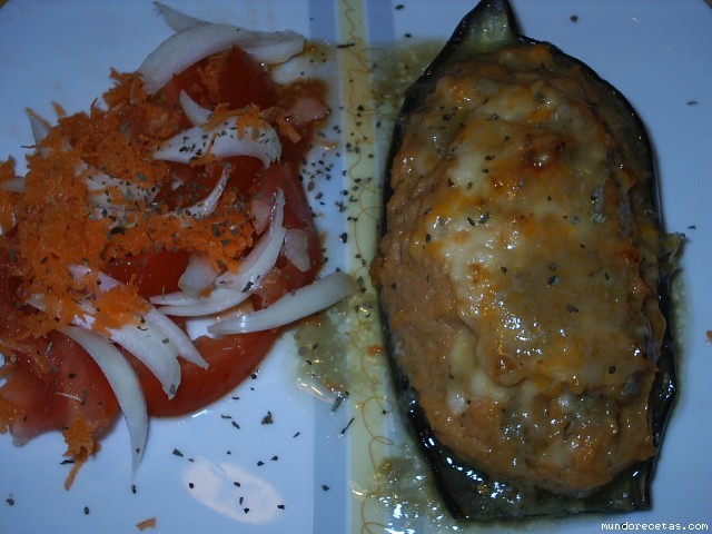 Receta de BARCA DE MERLUZA (HORNO) Receta de BARCA DE MERLUZA (HORNO)