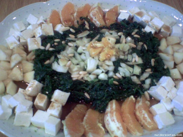 Receta de Ensalada de espinacas con naranja