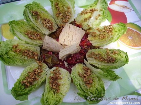 Receta de Cogollos al ajillo con pimientos y bonito Receta de Cogollos al ajillo con pimientos y bonito