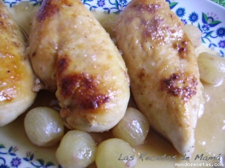 Receta de Pechuguitas crujientes con uvas al brandy Receta de Pechuguitas crujientes con uvas al brandy