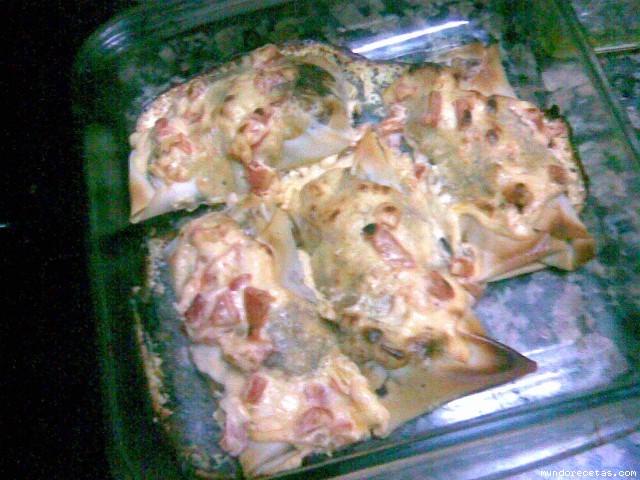 Receta de rollitos de primavera gratinados con crema de queso al horno (javi)