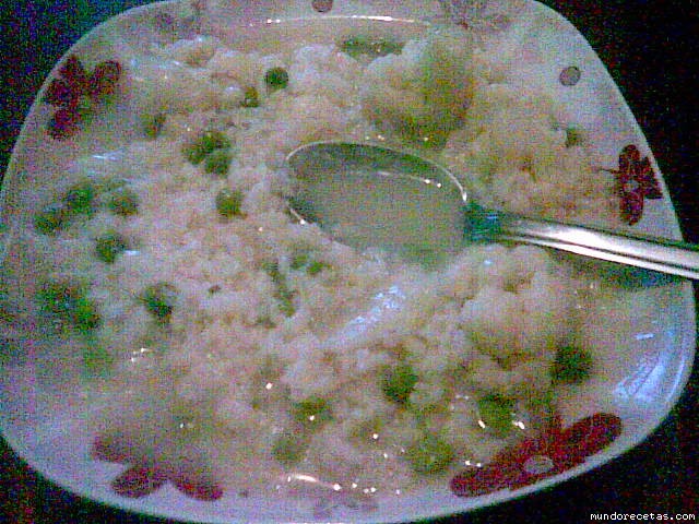 Receta de sopa de arroz coliflor y guisantes muy rica (javi) Receta de sopa de arroz coliflor y guisantes muy rica (javi)