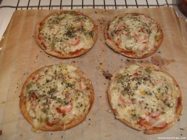 Receta de PITA-PIZZA Receta de PITA-PIZZA