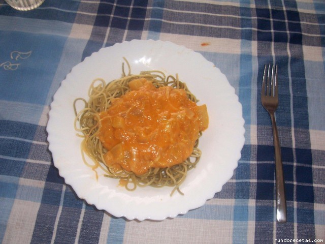 Receta de Espaguetis con Calabacines y Mozzarella Receta de Espaguetis con Calabacines y Mozzarella