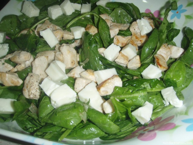 Receta de Ensalada templada de espinaca Receta de Ensalada templada de espinaca