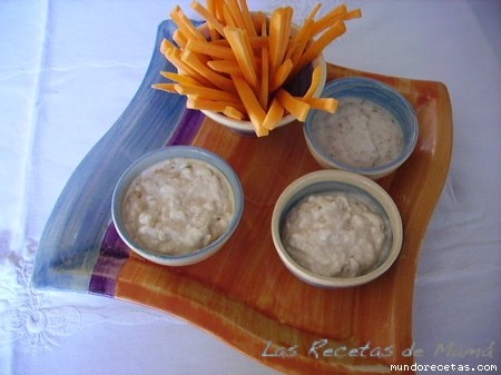 Receta de Palitos de zanahoria con salsa de yogur Receta de Palitos de zanahoria con salsa de yogur