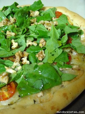 Receta de Pizza de espinacas y queso de cabra Receta de Pizza de espinacas y queso de cabra