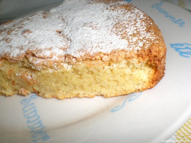 Receta de Gat d'ametlla (pastel de almendra)