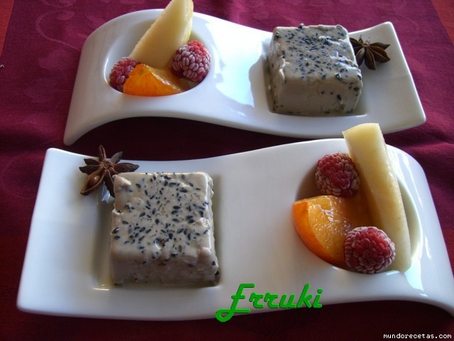Receta de Panacota de coco al sésamo negro Receta de Panacota de coco al sésamo negro