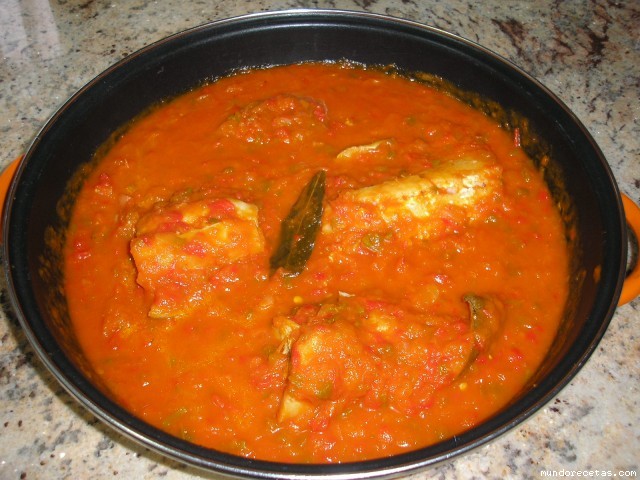 Receta de Bacalao con tomate en varoma (Thermomix) Receta de Bacalao con tomate en varoma (Thermomix)