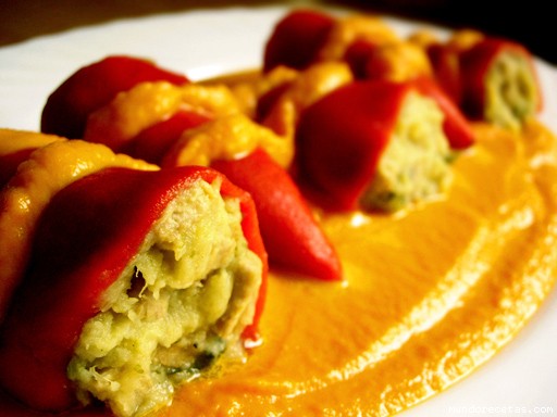 Receta de Pimientos del piqullo rellenos de calabacín y tempeh Receta de Pimientos del piqullo rellenos de calabacín y tempeh