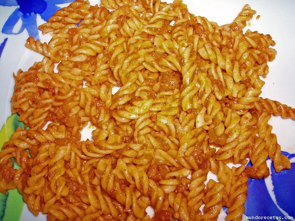 Receta de Pasta a la bolognesa (GM) muy facil y muy buena Receta de Pasta a la bolognesa (GM) muy facil y muy buena