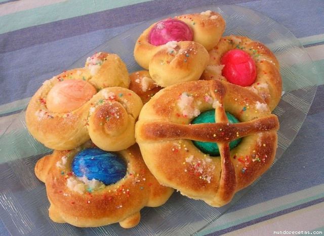 Receta de Monas o bollitos de Pascua (th) Receta de Monas o bollitos de Pascua (th)