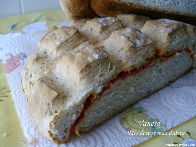 Receta de PAN CANDEAL RELLENO DE CHORIZO Receta de PAN CANDEAL RELLENO DE CHORIZO
