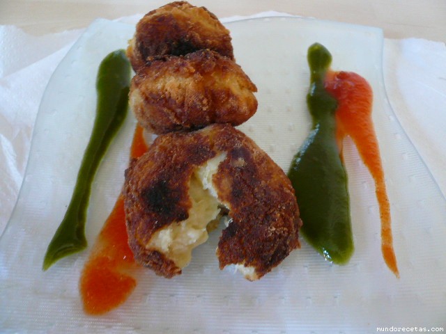 Receta de pintxos de bacalao y manzana dos salsas Receta de pintxos de bacalao y manzana dos salsas
