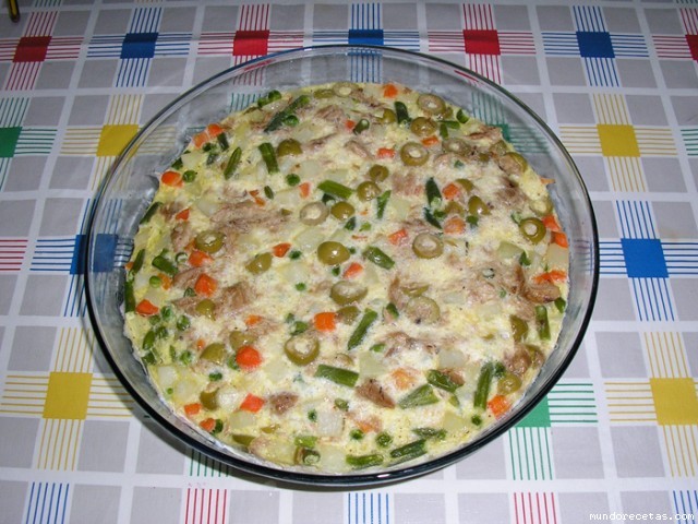 Receta de Pastel de ensaladilla (microondas) Receta de Pastel de ensaladilla (microondas)