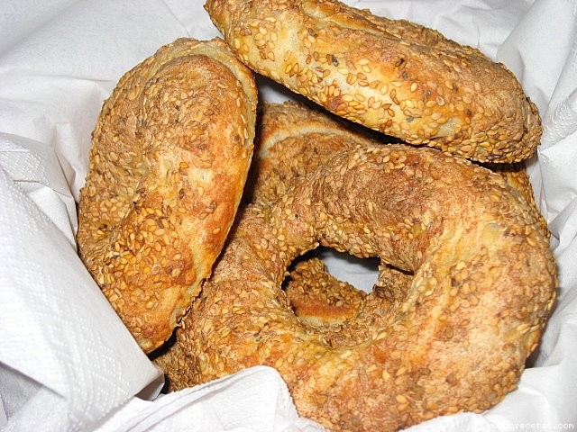 Receta de SIMIT (Roscas de pan turcas) Receta de SIMIT (Roscas de pan turcas)