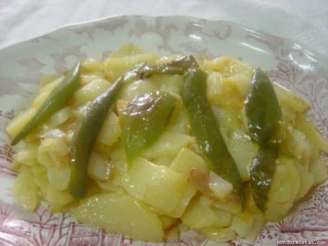 Receta de patatas a lo pobre Receta de patatas a lo pobre