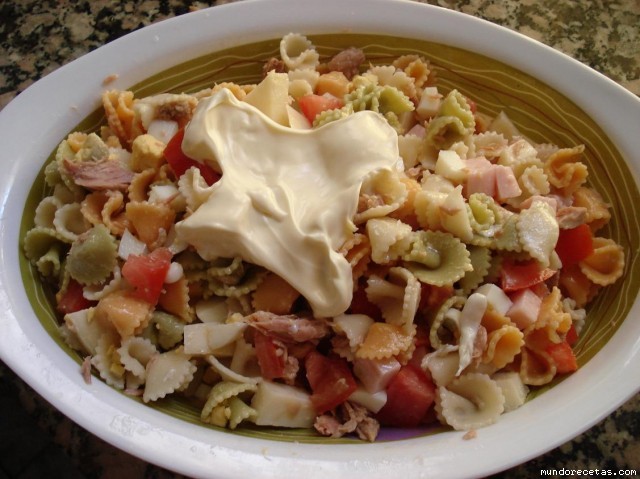 Receta de Pasta Margaritas en ensalada Receta de Pasta Margaritas en ensalada