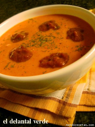 Receta de Sopa de tomate con jalea picante de tomate Receta de Sopa de tomate con jalea picante de tomate