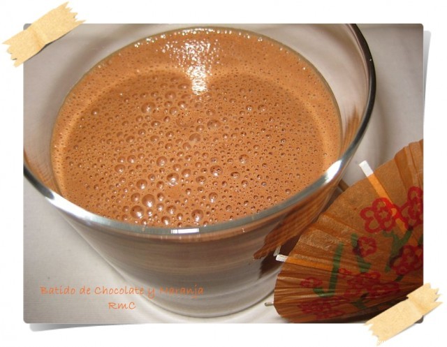 Receta de Batido de Chocolate y Naranja (Thermomix). Receta de Batido de Chocolate y Naranja (Thermomix).