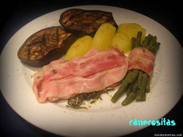 Receta de Pollo al romero con patatas y judias (th) Receta de Pollo al romero con patatas y judias (th)