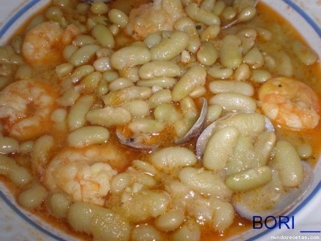 Receta de FABES VERDINAS CON ALMEJAS Y LANGOSTINOS Receta de FABES VERDINAS CON ALMEJAS Y LANGOSTINOS