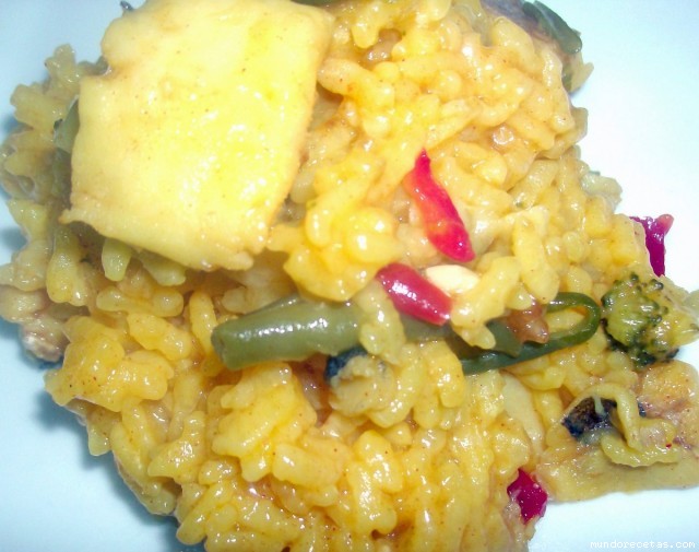 Receta de arroz con filetes de merluza estilo mi casa Receta de arroz con filetes de merluza estilo mi casa