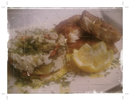 Receta de filete de perca con rebozado crujiente de sésamo Receta de filete de perca con rebozado crujiente de sésamo