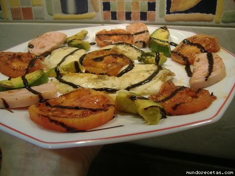 Receta de ENSALADA CLÁSICA A LA PLANCHA Receta de ENSALADA CLÁSICA A LA PLANCHA