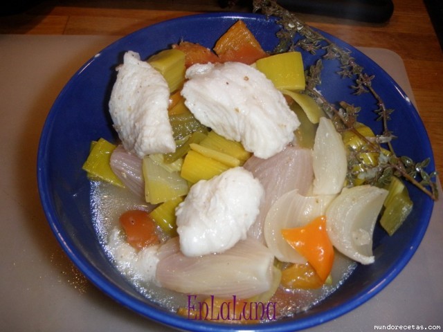 Receta de Cazuela de pescado con verduras (microondas, bolsa asar)