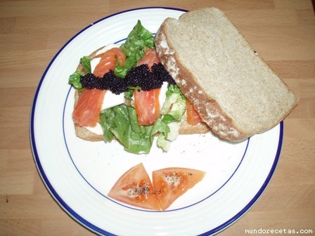 Receta de Sanwich de salmón Receta de Sanwich de salmón