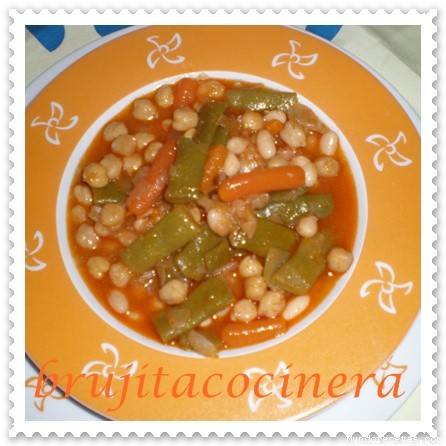 Receta de GARBANZOS CON JUDIAS Y VERDURAS Receta de GARBANZOS CON JUDIAS Y VERDURAS