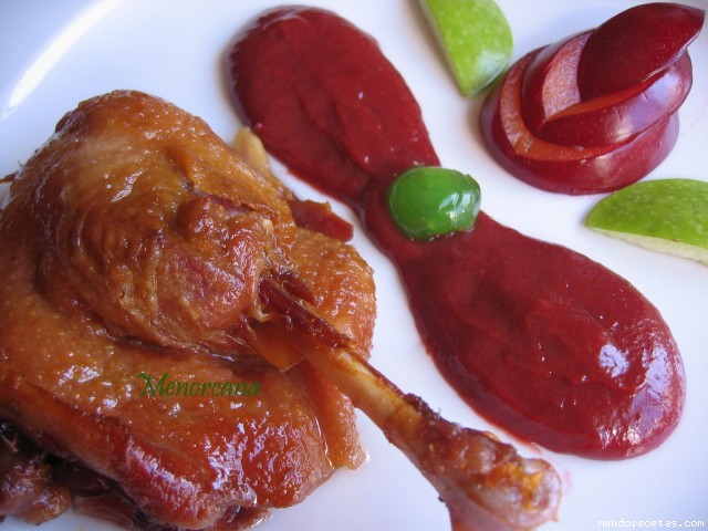 Receta de CONFIT DE PATO CON SALSA DE CIRUELAS Receta de CONFIT DE PATO CON SALSA DE CIRUELAS