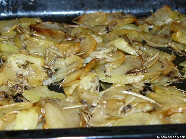 Receta de Patatas a lo pobre aliñadas al horno Receta de Patatas a lo pobre aliñadas al horno