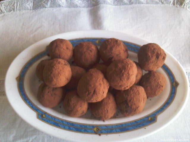 Receta de Trufas MariEu (Monty Aptas) Receta de Trufas MariEu (Monty Aptas)