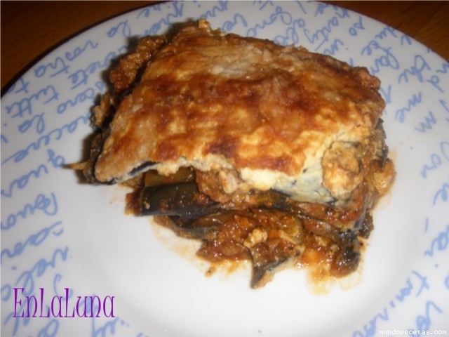 Receta de Moussaka - original griega de Sarah Woodward Receta de Moussaka - original griega de Sarah Woodward