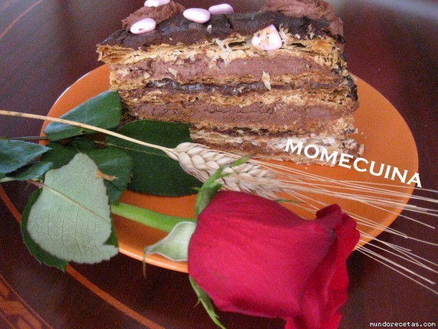 Receta de Pastel de Sant Jordi de milhojas de chocolates Receta de Pastel de Sant Jordi de milhojas de chocolates