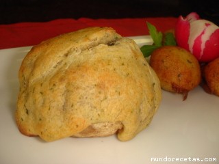 Receta de CHAMPIÑONES RELLENOS DE BACALAO Y CON ABRIGO Receta de CHAMPIÑONES RELLENOS DE BACALAO Y CON ABRIGO
