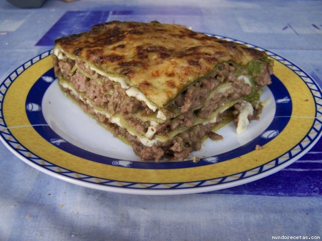Receta de Lasaña verde de espinacas Receta de Lasaña verde de espinacas