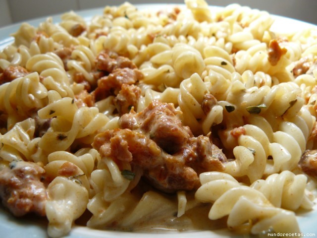 Receta de Pasta con chorizo (Fusillichori) Receta de Pasta con chorizo (Fusillichori)