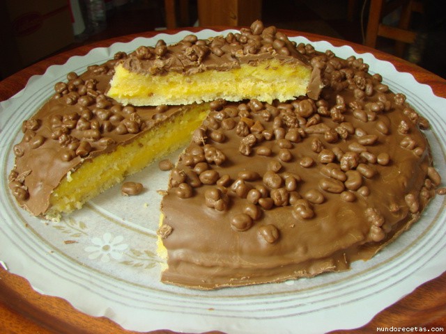 Receta de Tarta de almendras con Daim ( paso a paso ) Receta de Tarta de almendras con Daim ( paso a paso )